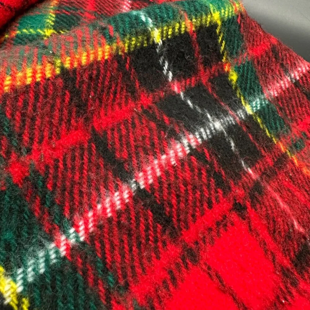 Vintage Tennessee Woolen Mills Red Plaid Stadium Blanket Acrylic USA Snuggle